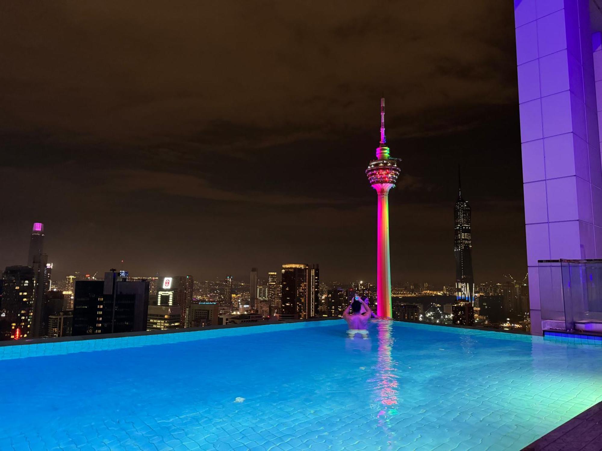 Platinum Klcc By Rainbow Suites Kuala Lumpur Zewnętrze zdjęcie